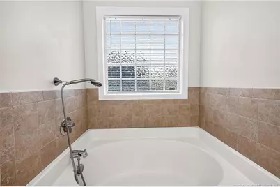 1482 Avoncroft Drive, Fayetteville, NC 28306 - Photo 18