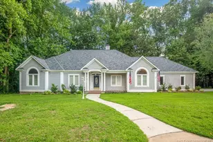 305 Dunleith Pl, Fayetteville, NC 28311 - Photo 1
