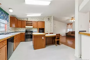 403 Old Kingsdale Rd, Lumberton, NC 28358 - Photo 12