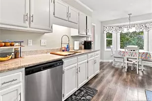 737 Maxine St, Fayetteville, NC 28303 - Photo 14