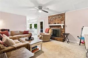 737 Maxine St, Fayetteville, NC 28303 - Photo 20