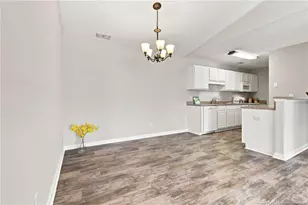 513 Meadowland Ct, Hope Mills, NC 28348 - Photo 12