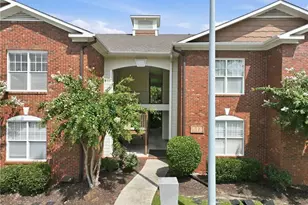 513 Meadowland Ct, Hope Mills, NC 28348 - Photo 4