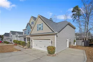 106 Birch Ave, Spring Lake, NC 28390 - Photo 2