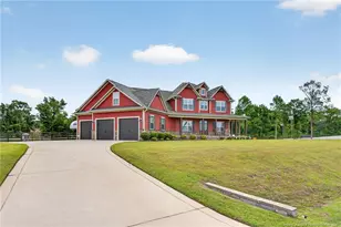 5844 Dottie Cir, Hope Mills, NC 28348 - Photo 2