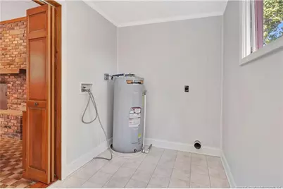 314 W 18th Street, Lumberton, NC 28358 - Photo 16