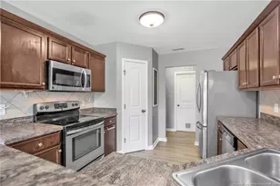636 Wood Point Dr, Bunnlevel, NC 28323 - Photo 12
