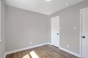 76 Robin Rd, Lumberton, NC 28358 - Photo 22
