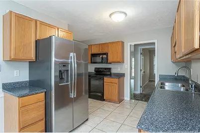 402 Roundtrtee Drive, Fayetteville, NC 28303 - Photo 14