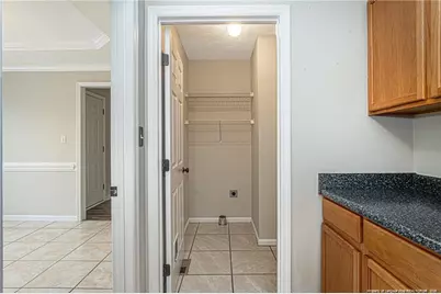 402 Roundtrtee Drive, Fayetteville, NC 28303 - Photo 10