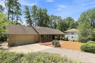 709 Essex Ct, Sanford, NC 27332 - Photo 2