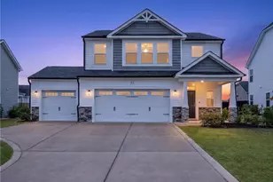 162 Verdmont Dr, Raeford, NC 28376 - Photo 2