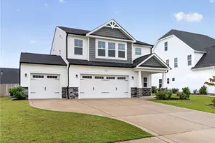 162 Verdmont Dr, Raeford, NC 28376 - Photo 4