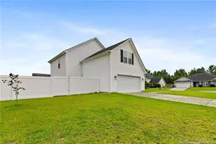 118 Newport Ct, Raeford, NC 28376 - Photo 4