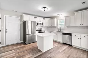 118 Newport Ct, Raeford, NC 28376 - Photo 10
