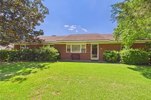 1815 Sunnyside Cir, Fayetteville, NC 28305 - Photo 4