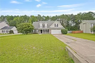 6621 Hillbrook Rd, Hope Mills, NC 28348 - Photo 2