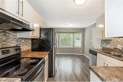 2122 Birchcreft Drive, Fayetteville, NC 28304 - Photo 14