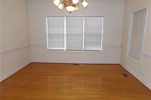 290 Robeson St, Spring Lake, NC 28390 - Photo 10