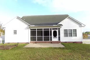 290 Robeson St, Spring Lake, NC 28390 - Photo 2