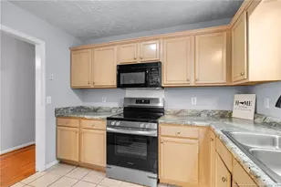 117 Jefferson Dr, Raeford, NC 28376 - Photo 16