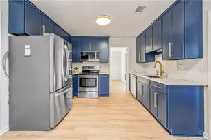 5890 Waccamaw Ct, Fayetteville, NC 28314 - Photo 10