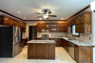 3509 Prestwick Dr, Fayetteville, NC 28303 - Photo 8