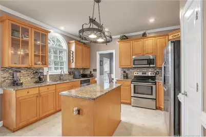 5437 Labrador Drive, Hope Mills, NC 28348 - Photo 14