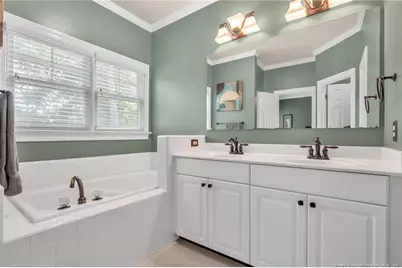 5437 Labrador Drive, Hope Mills, NC 28348 - Photo 22
