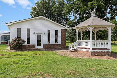 12785 421 Highway N, Newton Grove, NC 28366 - Photo 32