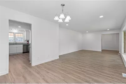 12785 421 Highway N, Newton Grove, NC 28366 - Photo 6