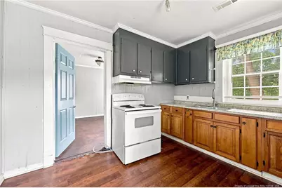424 E Blount Street, Kinston, NC 28501 - Photo 16