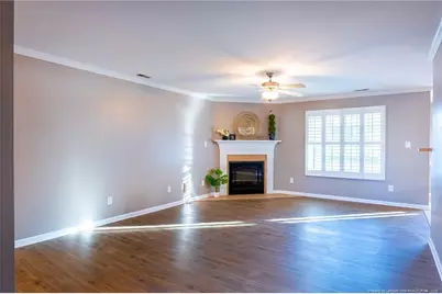 700 Hogart Street, Raeford, NC 28376 - Photo 2