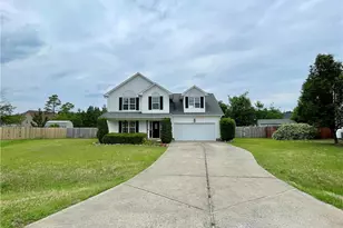 82 Essex Ct, Sanford, NC 27332 - Photo 2