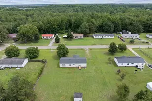 1436 E Green Springs Rd, Parkton, NC 28371 - Photo 38