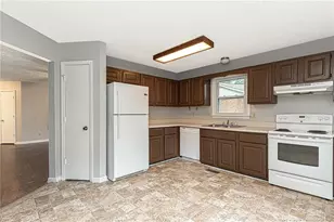 110 Bruce Ln, Spring Lake, NC 28390 - Photo 12