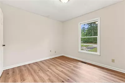 924 E Winds Lane, Fayetteville, NC 28311 - Photo 8