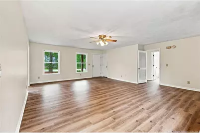 924 E Winds Lane, Fayetteville, NC 28311 - Photo 16