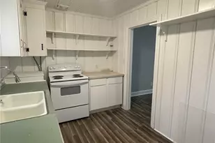 715 S 3rd St, Smithfield, NC 27577 - Photo 6