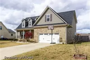 175 Wind Brook Ct, Raeford, NC 28376 - Photo 2