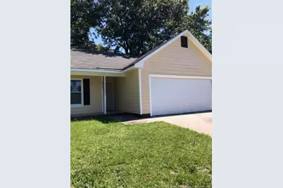 6233 Rhemish Drive, Fayetteville, NC 28304 - Photo 2