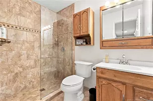 5921 Rustlewood Dr, Fayetteville, NC 28304 - Photo 32