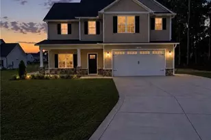 4736 Slew Dr, Hope Mills, NC 28348 - Photo 2
