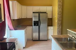 307 E Mitchell Street E, Fairmont, NC 28340 - Photo 10