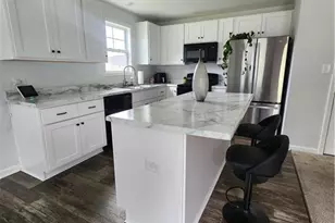 246 Calhoun St, Raeford, NC 28376 - Photo 2