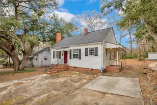 216 Hawthorne Rd, Fayetteville, NC 28301 - Photo 2