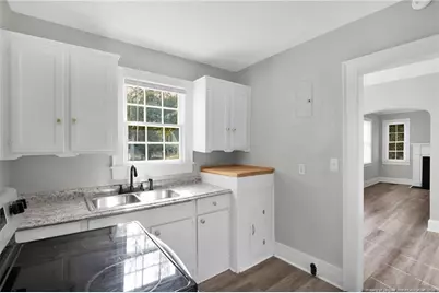 216 Hawthorne Road, Fayetteville, NC 28301 - Photo 12