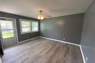 1422 Grandview Dr, Fayetteville, NC 28314 - Photo 2
