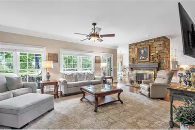 6498 Summerchase Drive, Fayetteville, NC 28311 - Photo 10