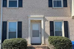 405 Kirkcaldy Ct, Fayetteville, NC 28314 - Photo 1